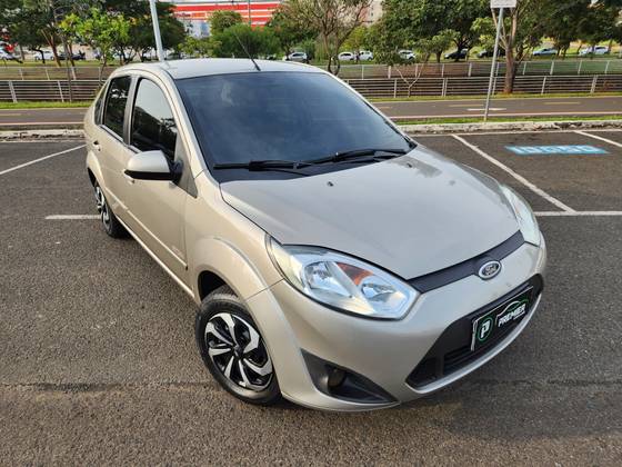 FORD FIESTA 1.6 SE SEDAN 16V FLEX 4P MANUAL
